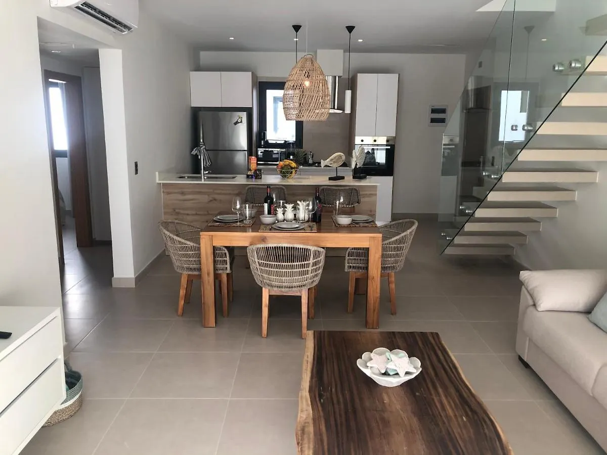 Hermoso Penthouse A Solo Pasos De La Playa Punta Cana Dominican Republic